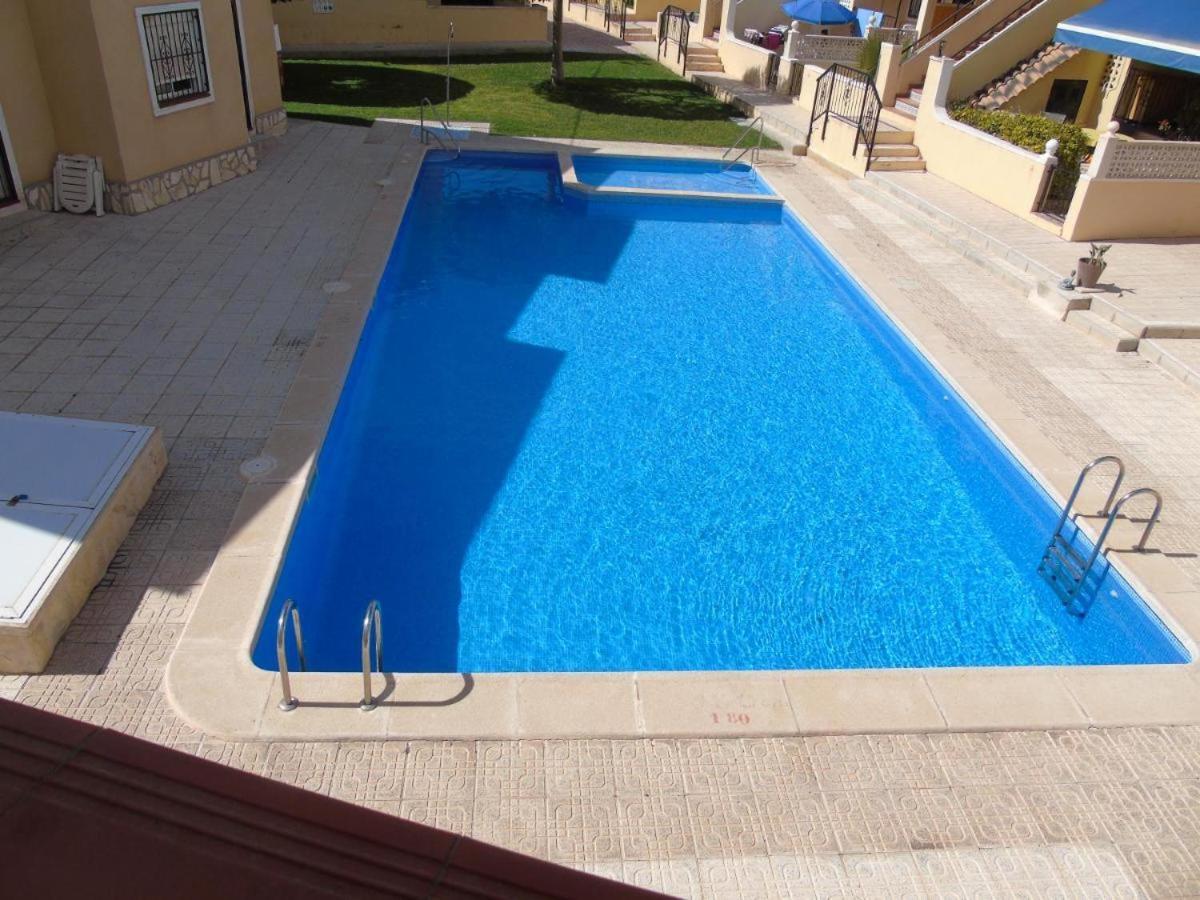 Villa Martin Secure Complex Two Bed Apartment With Access To Six Pools San Miguel De Salinas Bagian luar foto