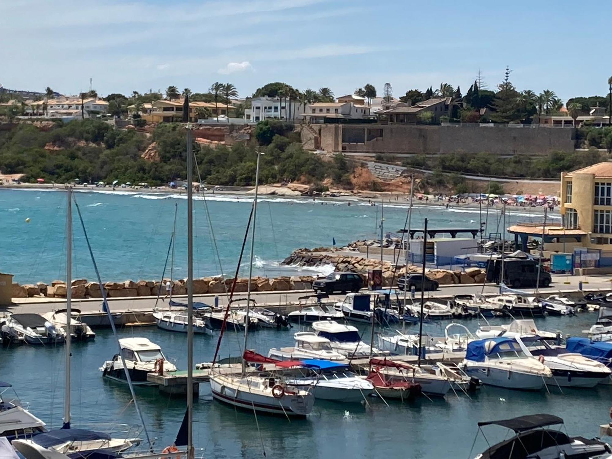 Villa Martin Secure Complex Two Bed Apartment With Access To Six Pools San Miguel De Salinas Bagian luar foto