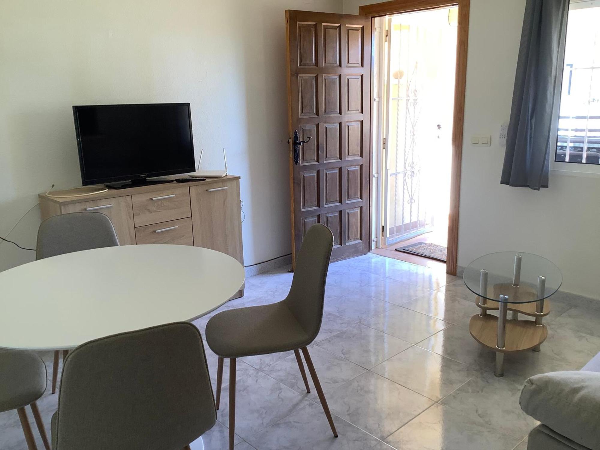 Villa Martin Secure Complex Two Bed Apartment With Access To Six Pools San Miguel De Salinas Bagian luar foto